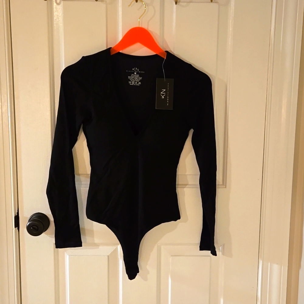 Klassy network deep v bramisuit black NWT size M